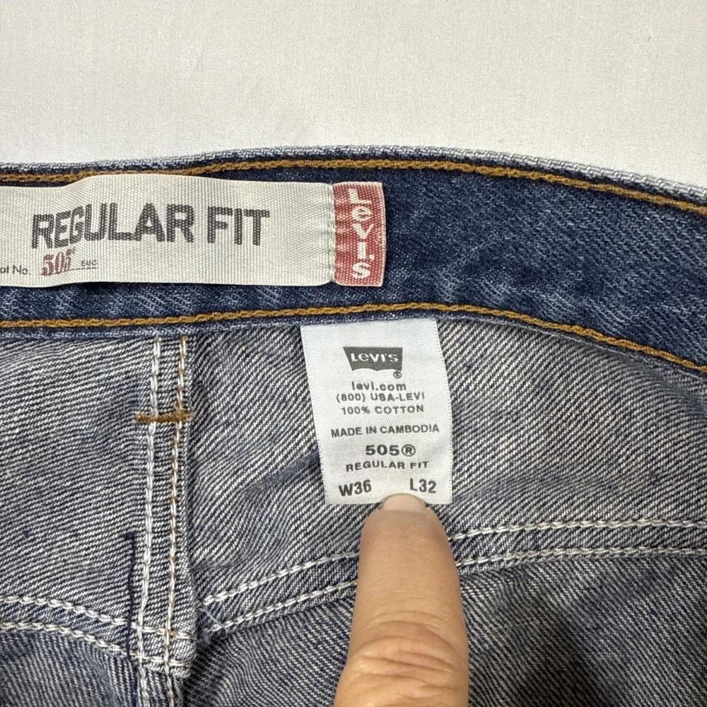 JEANS Levis 505 Mens 36X32 Regular Fit Blue Cotton Denim Zipper Fly Pants
